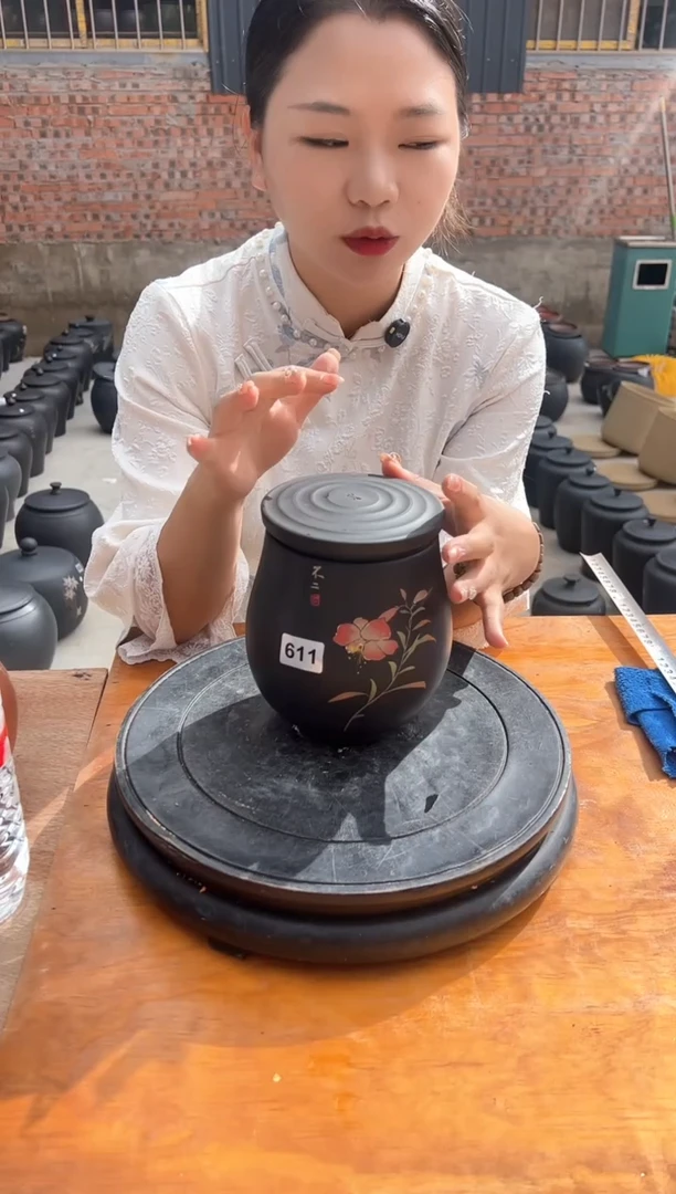 611号微瑕茶叶罐茶叶罐