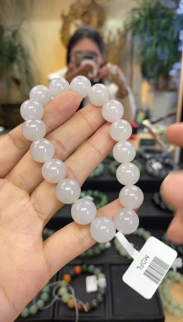 未镶嵌手串和田玉卡12