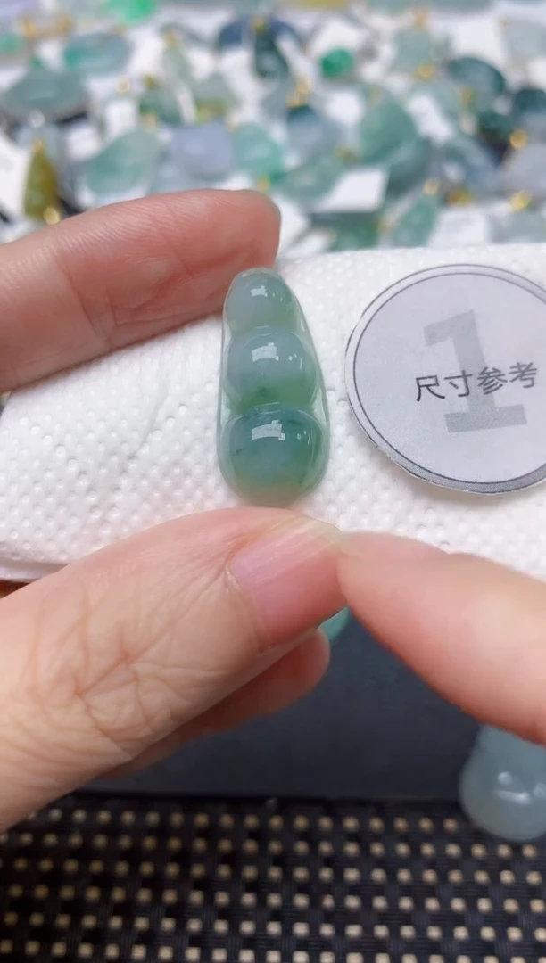 颈饰未镶嵌翡翠天然缅甸A货翡翠