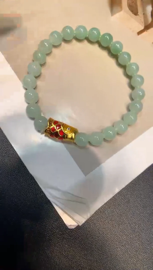 颈饰未镶嵌翡翠手串