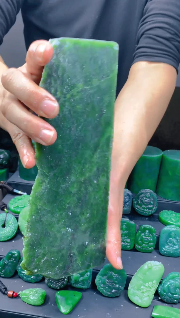 未镶嵌和田玉珠宝半成品1