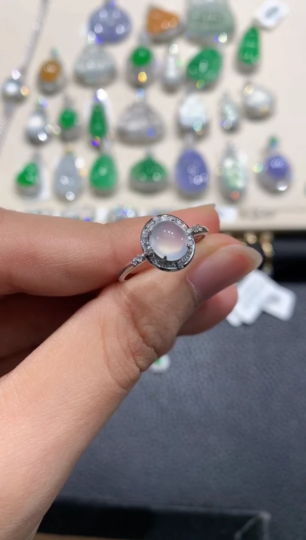 【闪购商品】翡翠戒指18K金镶嵌b7     