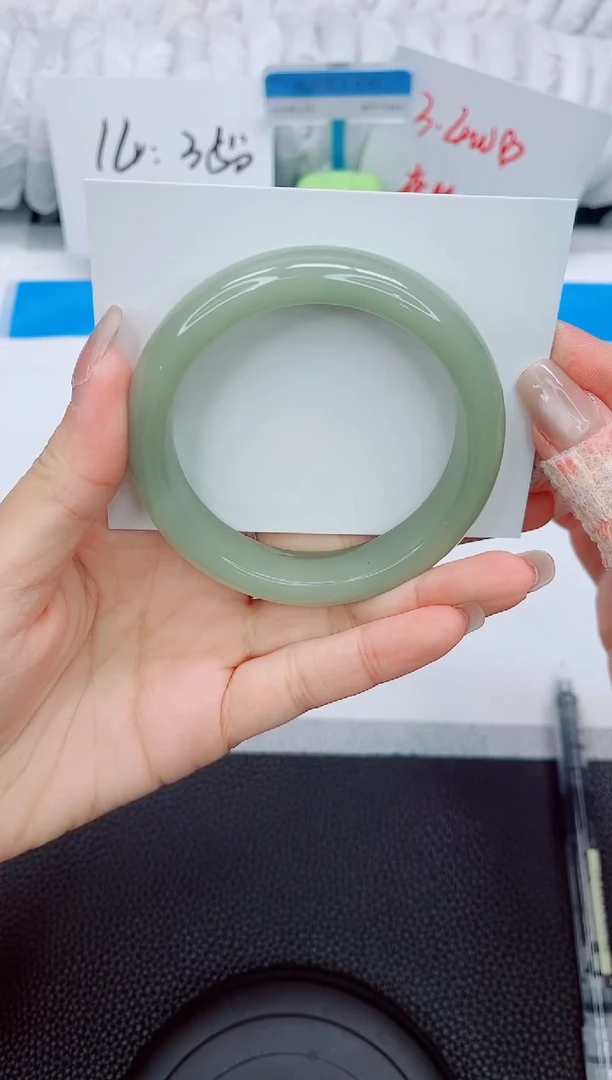 石英质玉手镯未镶嵌344-56.2