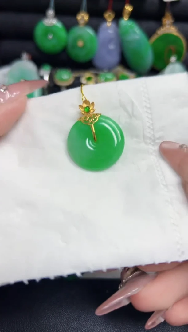 【闪购商品】翡翠颈饰18K金镶嵌Y缅料A货/支持复检/一件