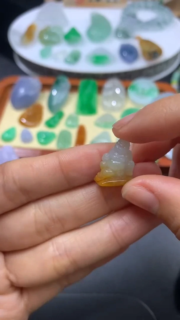 【闪购商品】定制翡翠未镶嵌翡翠