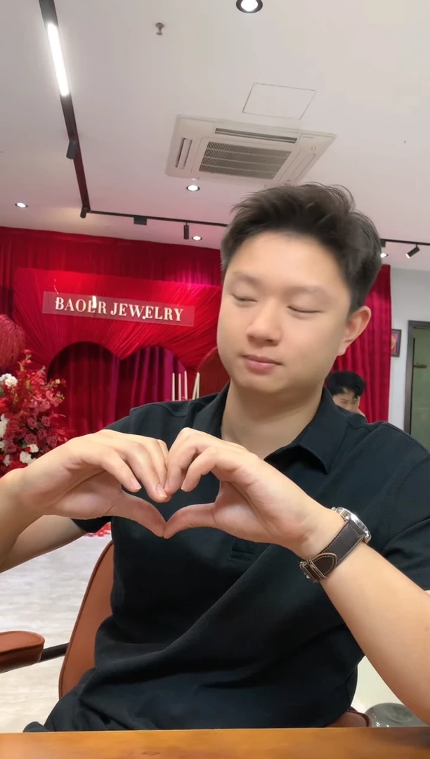吊坠(不含链)18K金镶嵌翡翠9999999