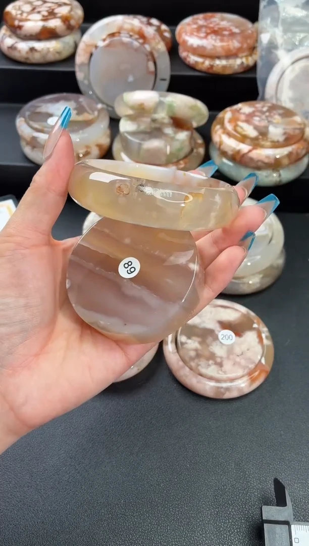 手镯玛瑙/玉髓未镶嵌石英质玉64圈61/62带(赠送镯心)