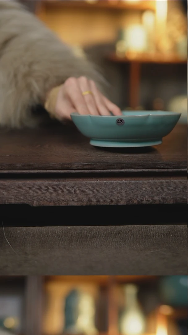 【闪购商品】杯仿古纯手工葵口盘瑕43