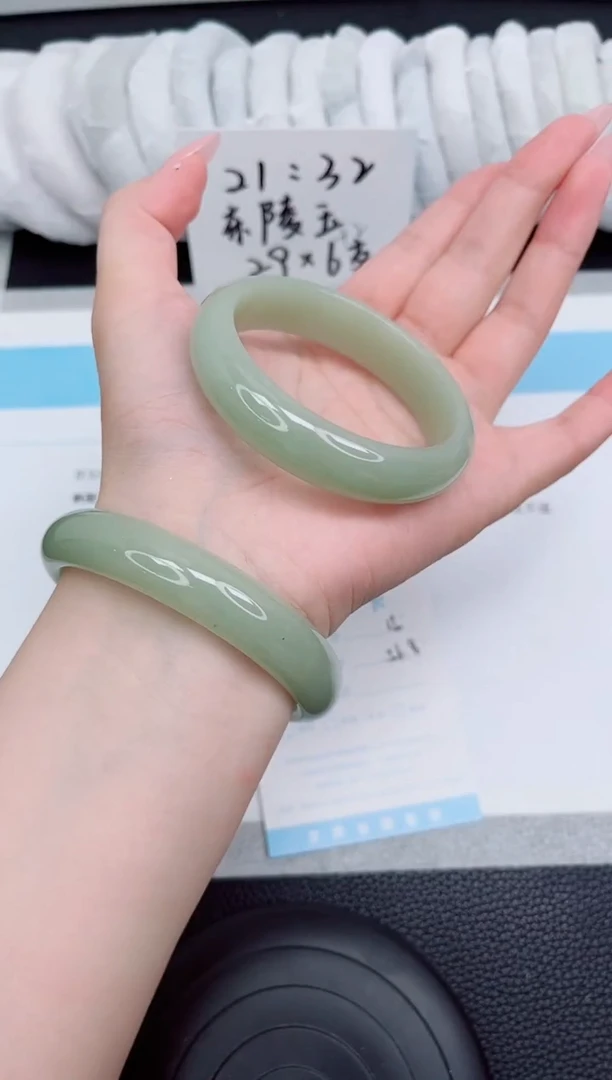 石英质玉手镯未镶嵌15-56.8