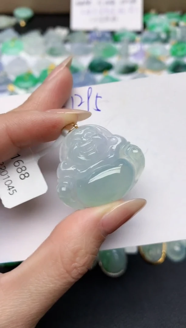 颈饰18K金镶嵌翡翠天然缅甸A货翡翠百元以上9元证书费自理