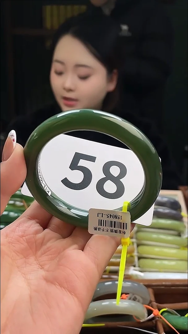 定制和田玉和田玉手镯