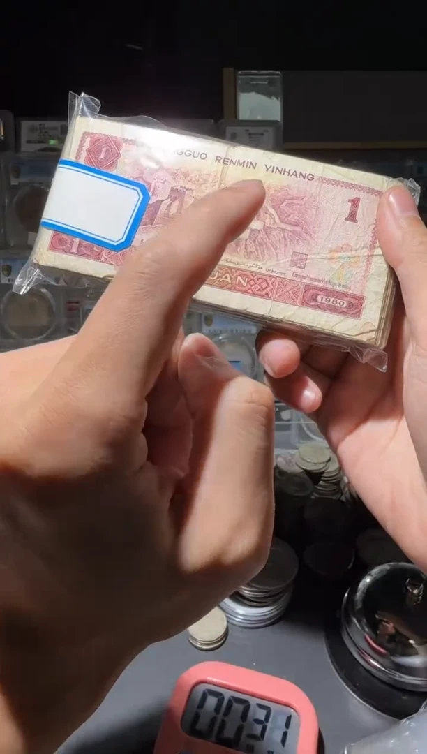 大叶紫檀（黑酸枝木类）天****698张一元小师妹16