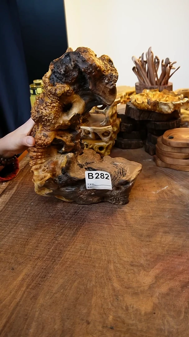 B282鹰瞳木作手工工艺佛龛
