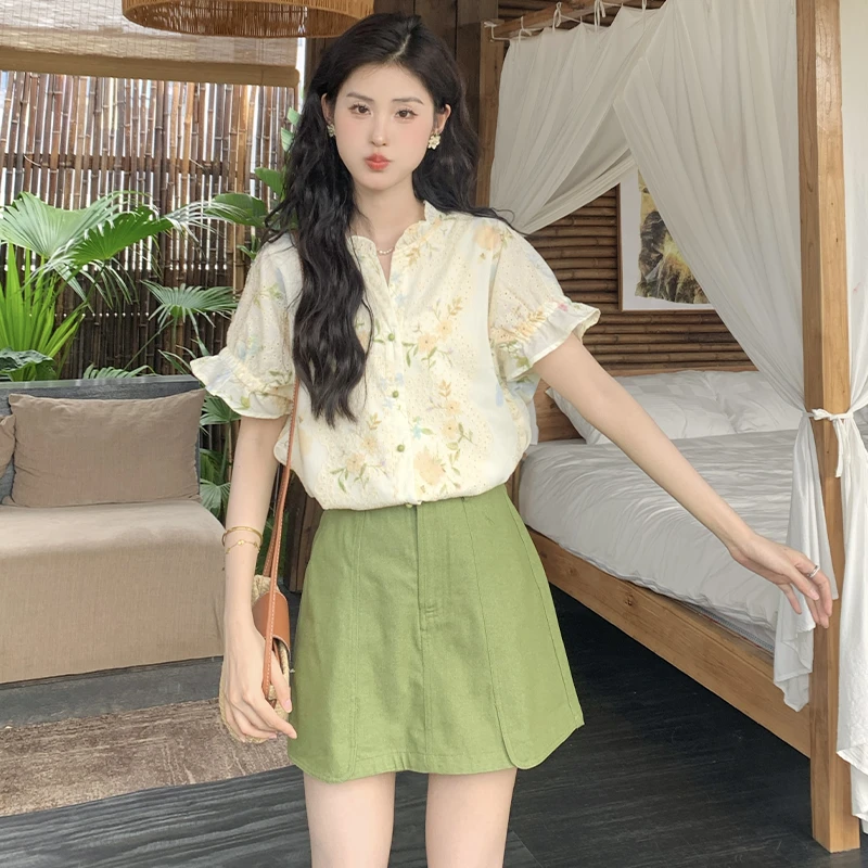 慕兔新中式复古植纹碎花衬衫女2025夏季新款小个子百搭短款上衣