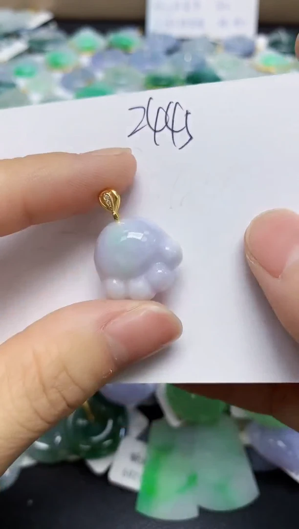 翡翠未镶嵌颈饰天然缅甸翡翠A货
