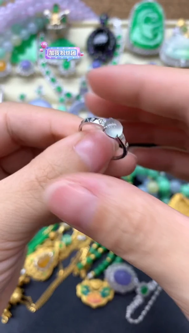 【闪购商品】翡翠戒指18K金镶嵌275-中国好珍宝