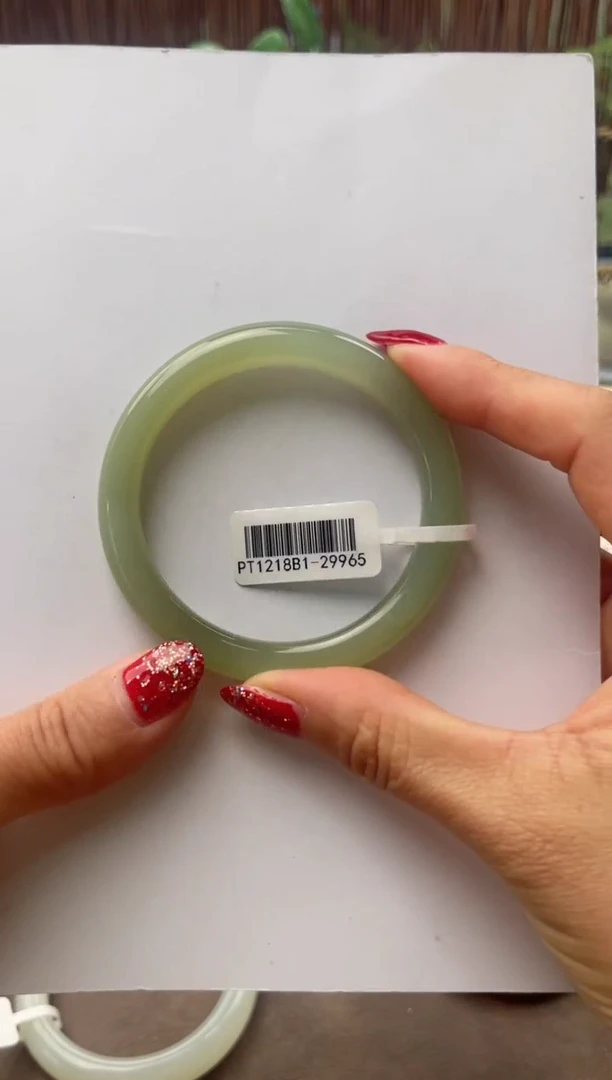 未镶嵌手镯和田玉55+