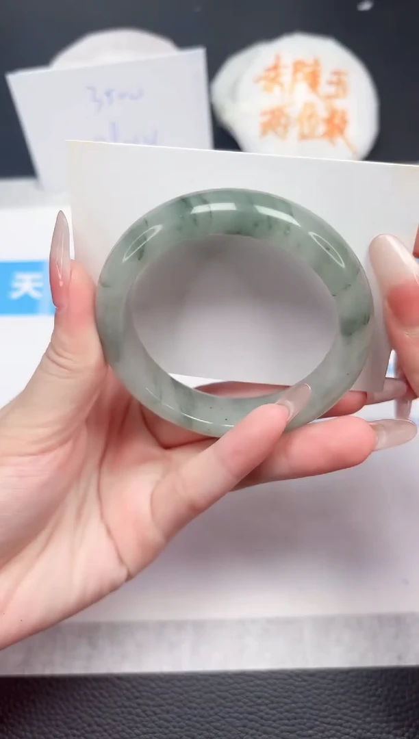 石英质玉手镯未镶嵌59-56.1