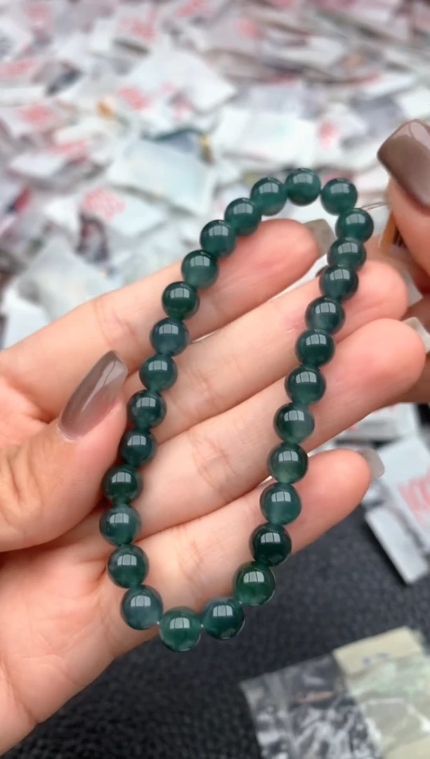 未镶嵌挂件翡翠—