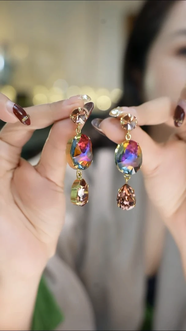 铜合金无高缇耶彩色耳环