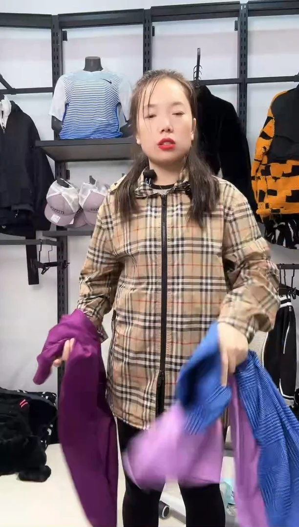 2321 编码  瑕疵直播间过款为准 尺码3