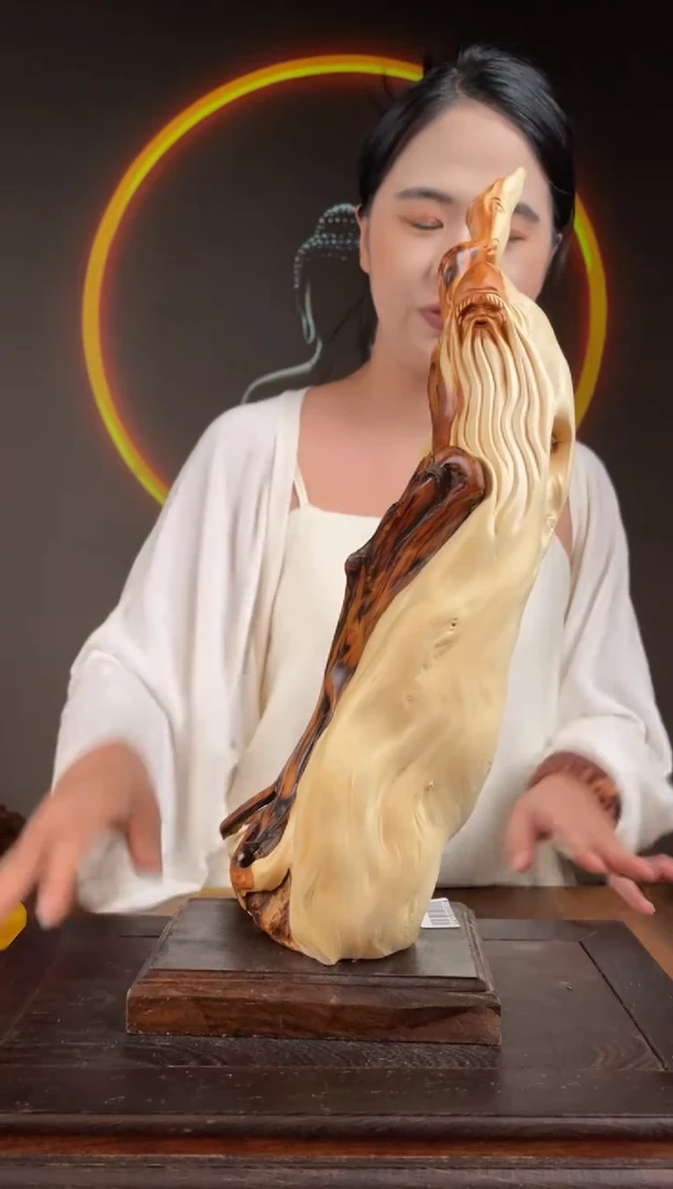 柏木（崖柏）手工摆件,先抢先得! 编号:335