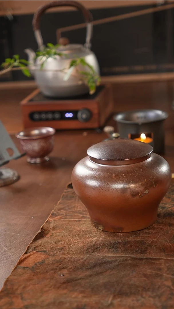 广西钦州坭兴陶纯手工纯柴烧2017六堡老茶头250g