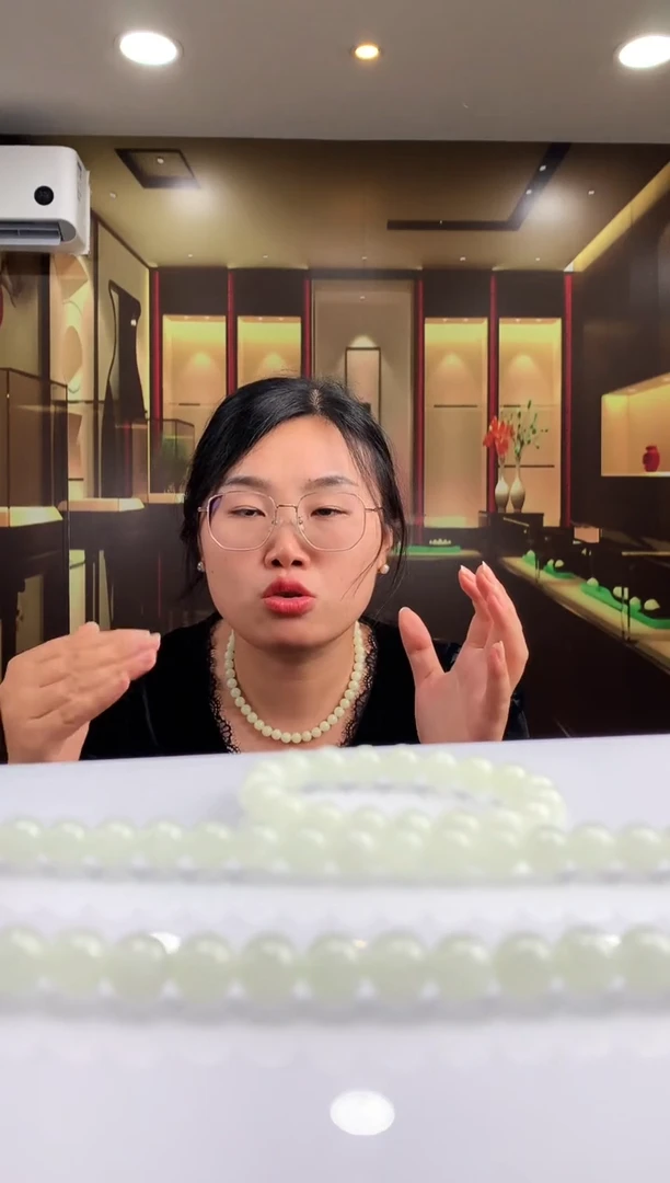 定制和田玉玉静国韵风天然和田玉（拍一发一）