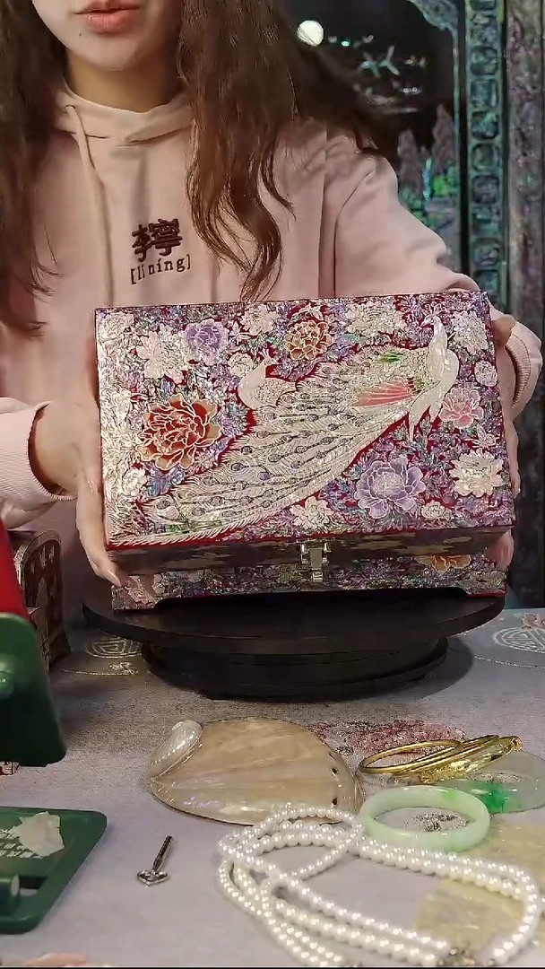 中号红底全满螺·弘贝雅螺钿漆器文化馆