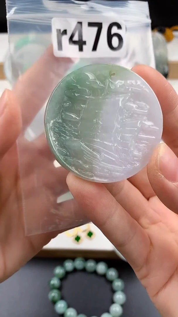 颈饰未镶嵌翡翠天然翡翠吊坠挂件