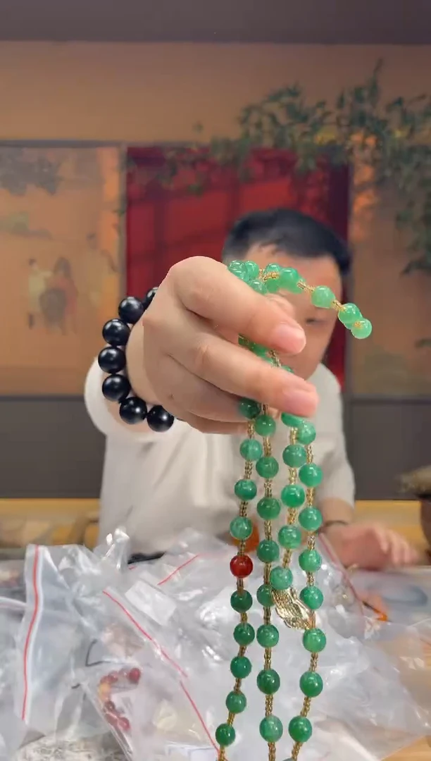 【闪购商品】石英质玉颈饰未镶嵌A511