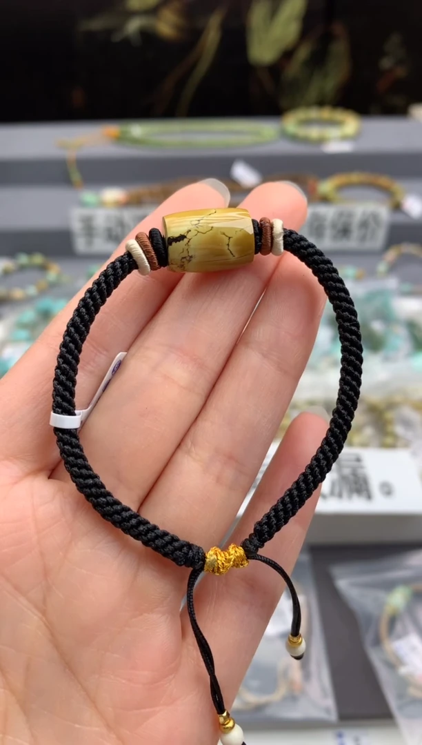 未镶嵌手绳南红玛瑙茜.Q56