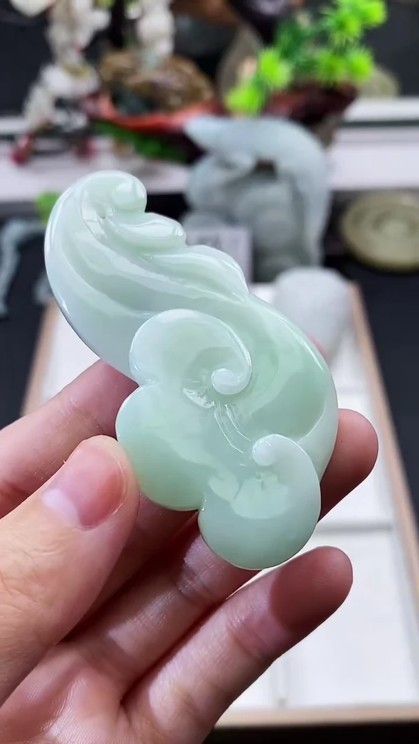 颈饰未镶嵌翡翠天然缅甸A货翡翠