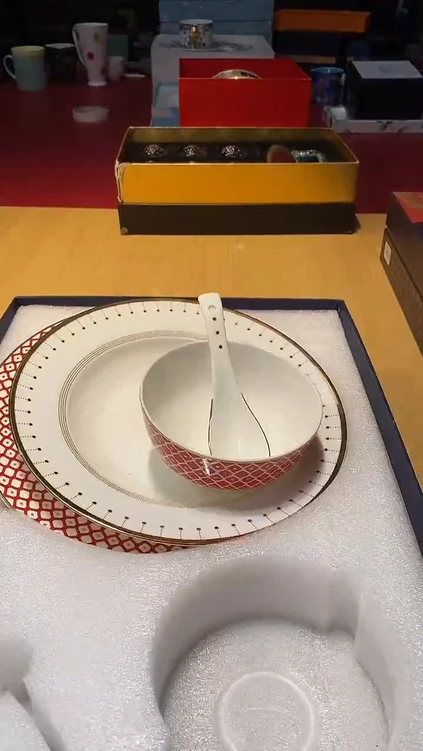 瓷片生活的本意是开心啊@@1