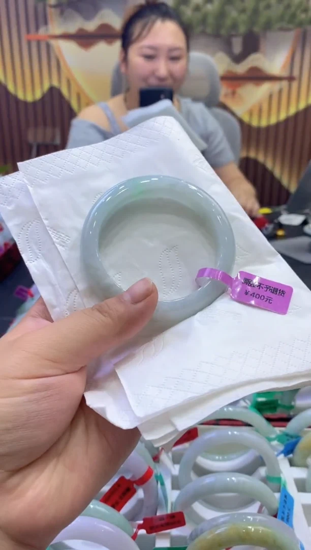 翡翠手镯未镶嵌00004283