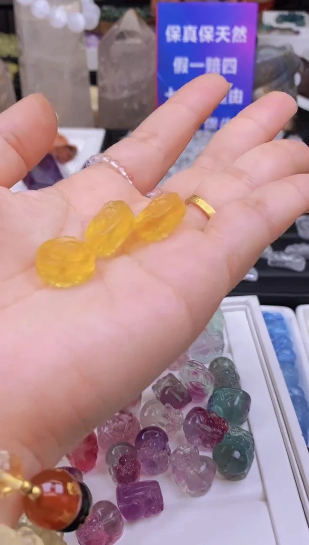 【闪购商品】萤石颈饰未镶嵌83a多样性发其一/2.3/1个