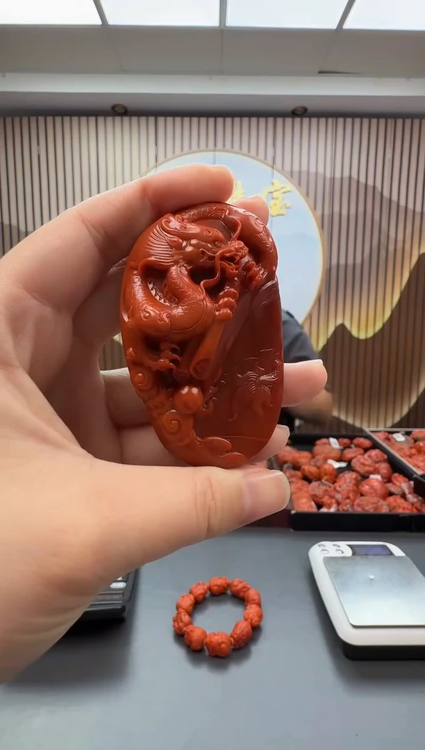 未镶嵌雕刻南红玛瑙097ZB1224产品一个