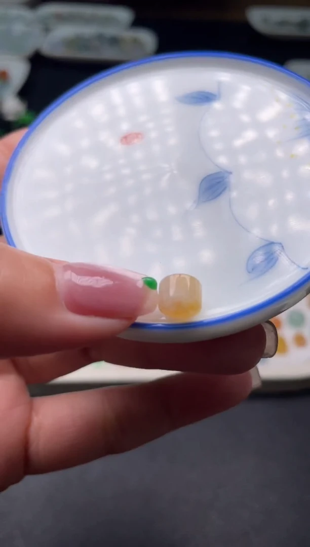 【闪购商品】翡翠颈饰未镶嵌啊A136