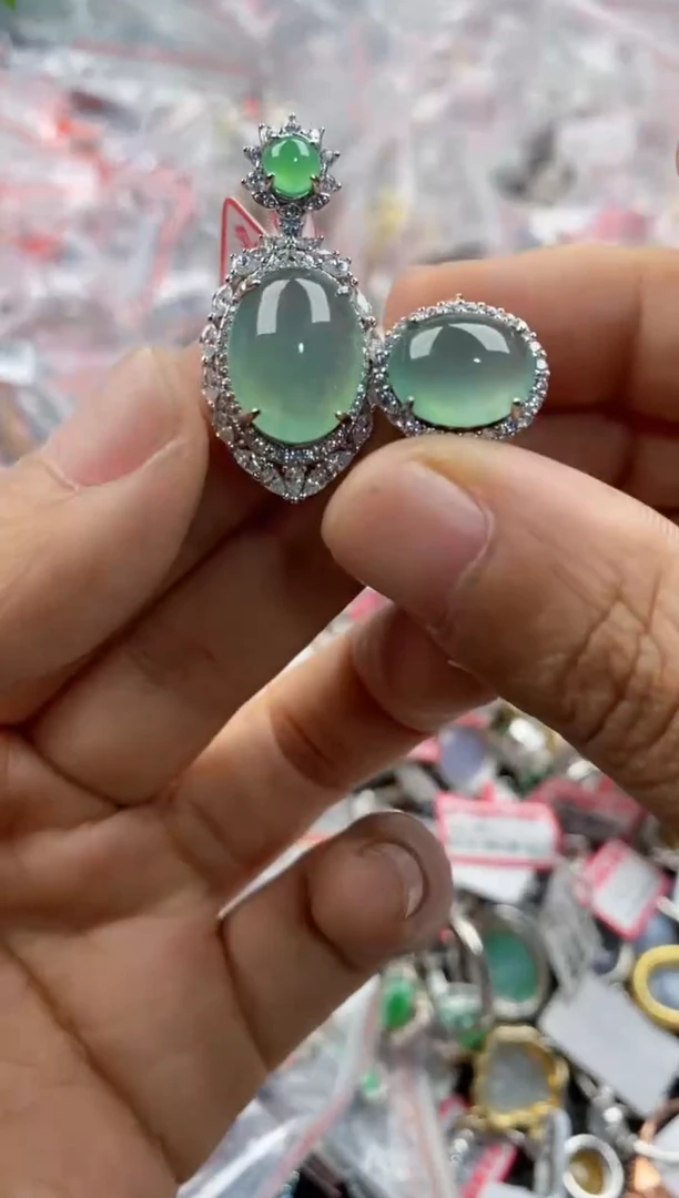 银S925镶嵌戒指翡翠333               1