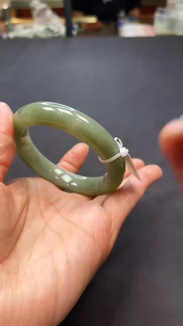 未镶嵌手镯和田玉?***?花青镯58
