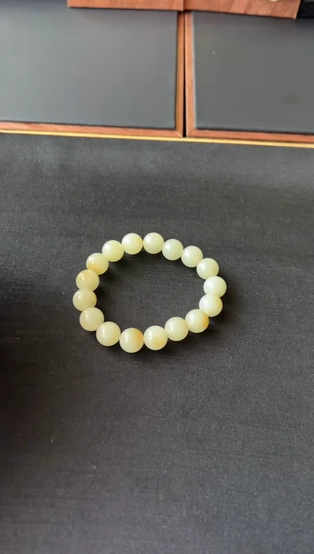 【闪购商品】和田玉手串未镶嵌若羌微色差卡12