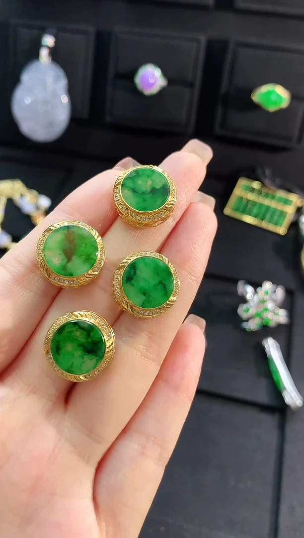 【闪购商品】翡翠颈饰18K金镶嵌不挑不选 多样性发货 发其一