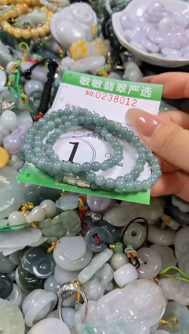 翡翠未镶嵌颈饰闪购0238012多样性发其一