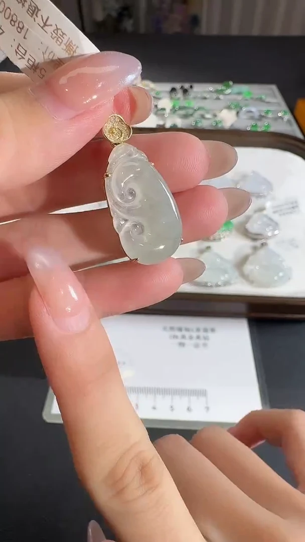 吊坠(不含链)18K金镶嵌翡翠【源头工厂】钻石镶嵌