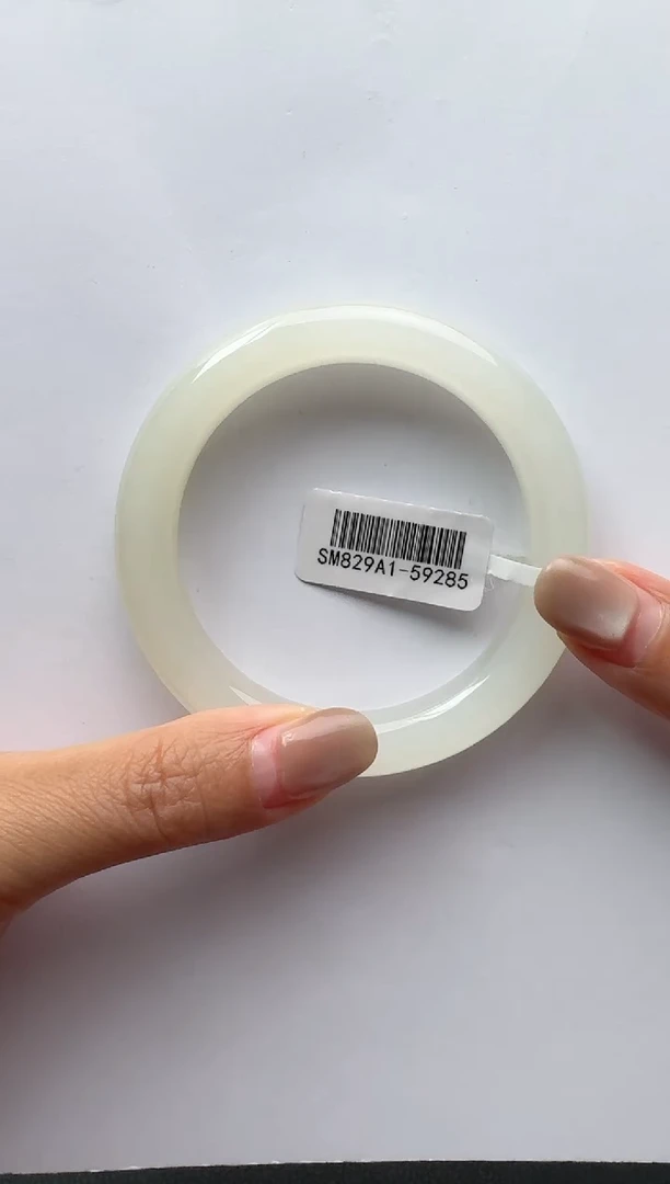 未镶嵌手镯和田玉55