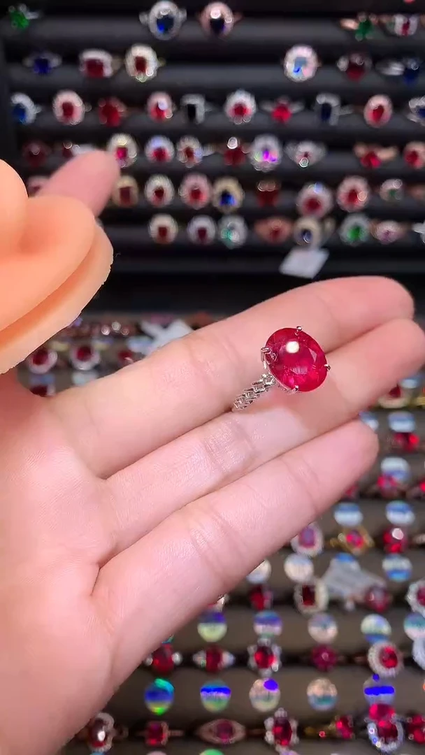 【闪购商品】红宝石戒指银S925镶嵌1012白