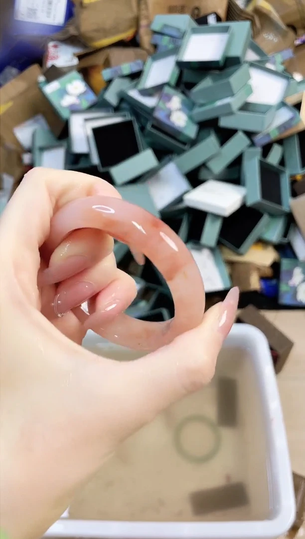 石英质玉手镯未镶嵌94-51