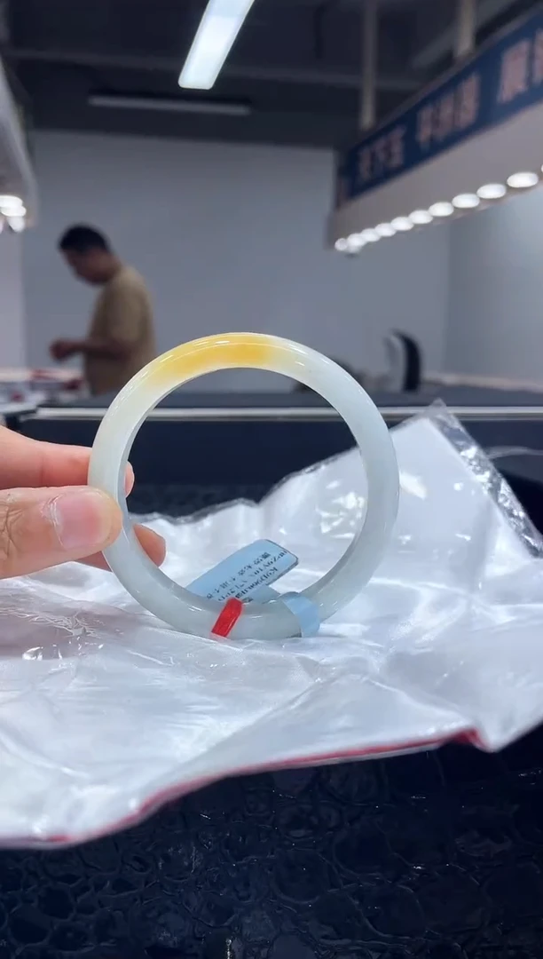 未镶嵌手镯翡翠3