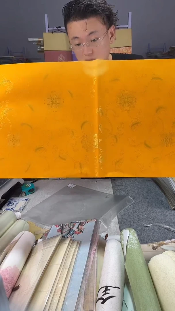 蜡染佛黄珐琅彩   34*138   5张