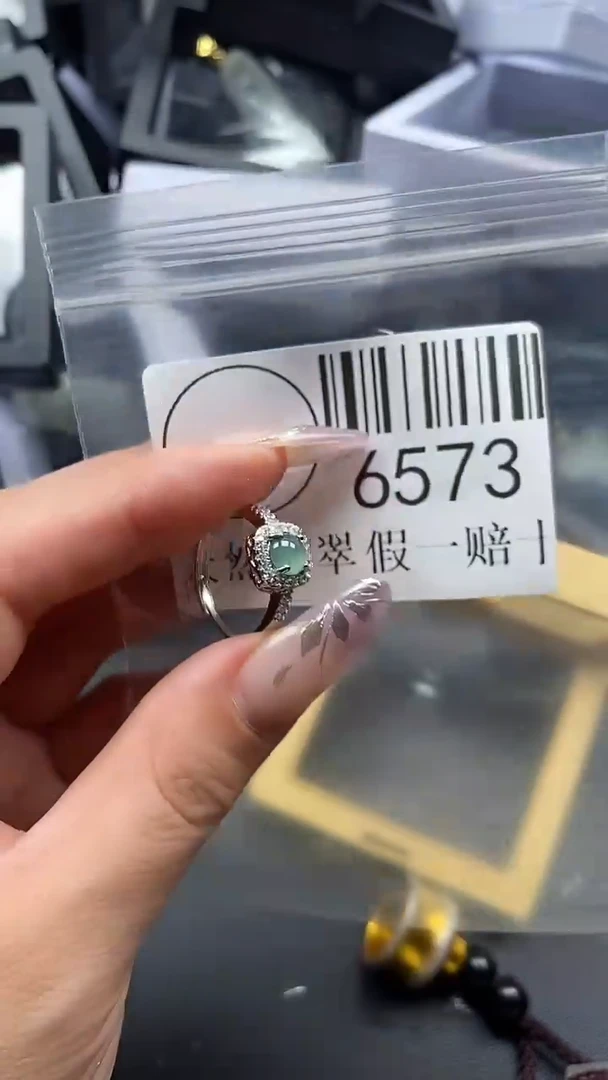 吊坠(不含链)未镶嵌翡翠6573